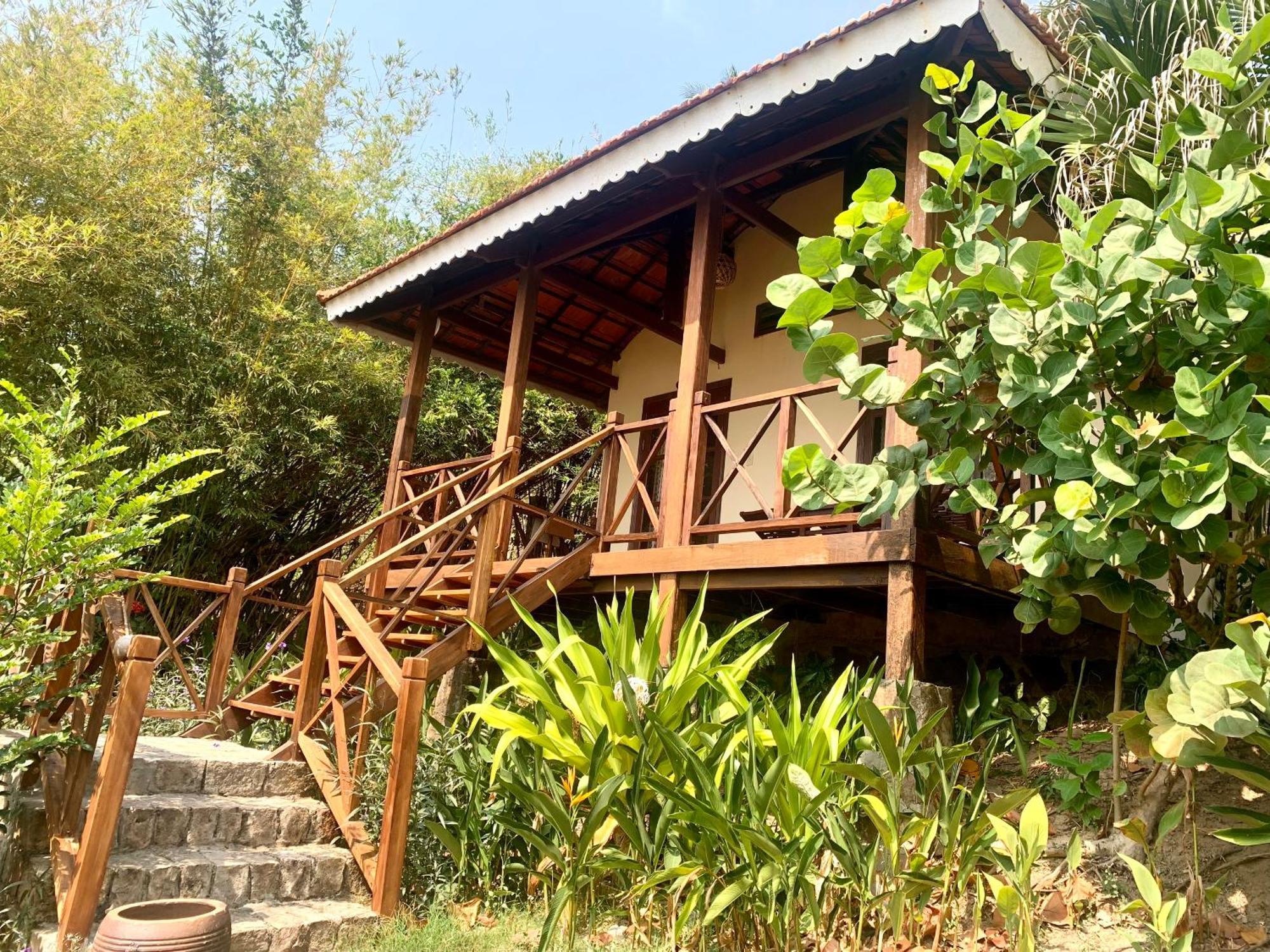 Phu Quoc Eco Beach Resort Экстерьер фото
